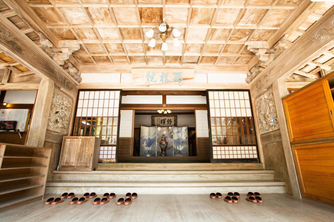 Koyasan Shukubo Saizenin Hotel Exterior foto