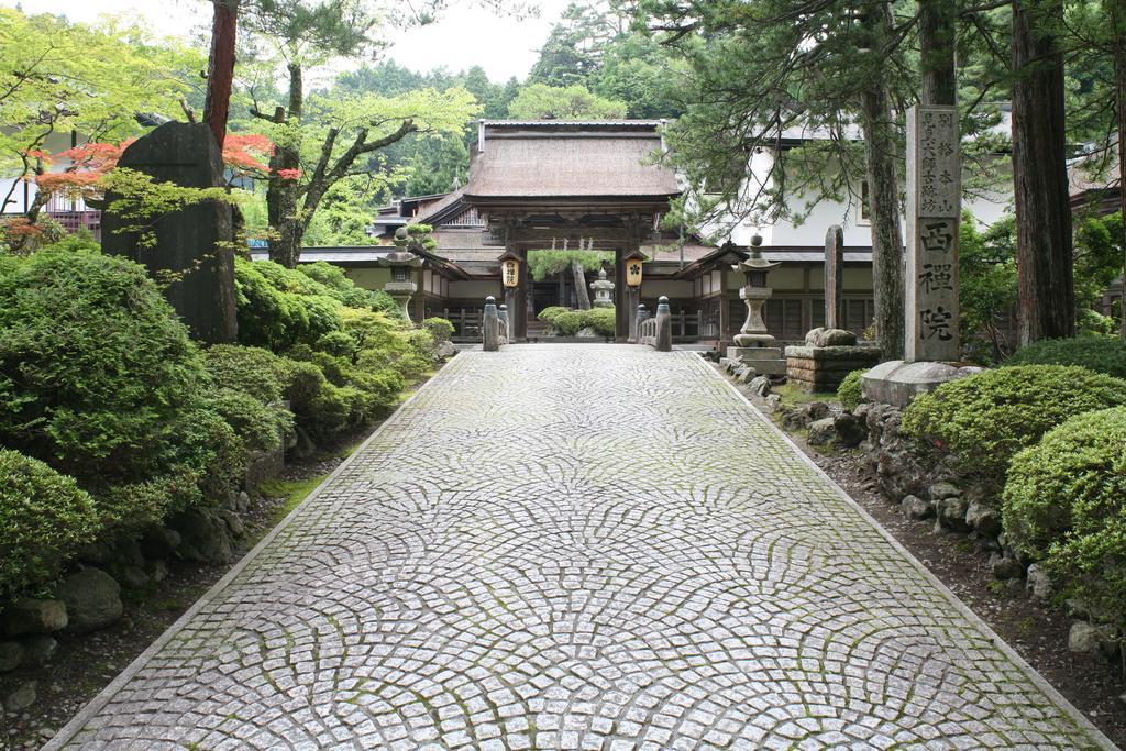 Koyasan Shukubo Saizenin Hotel Exterior foto